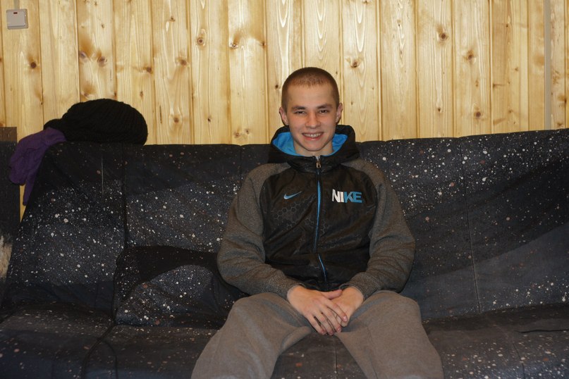 Sasha Thompson фотография #29