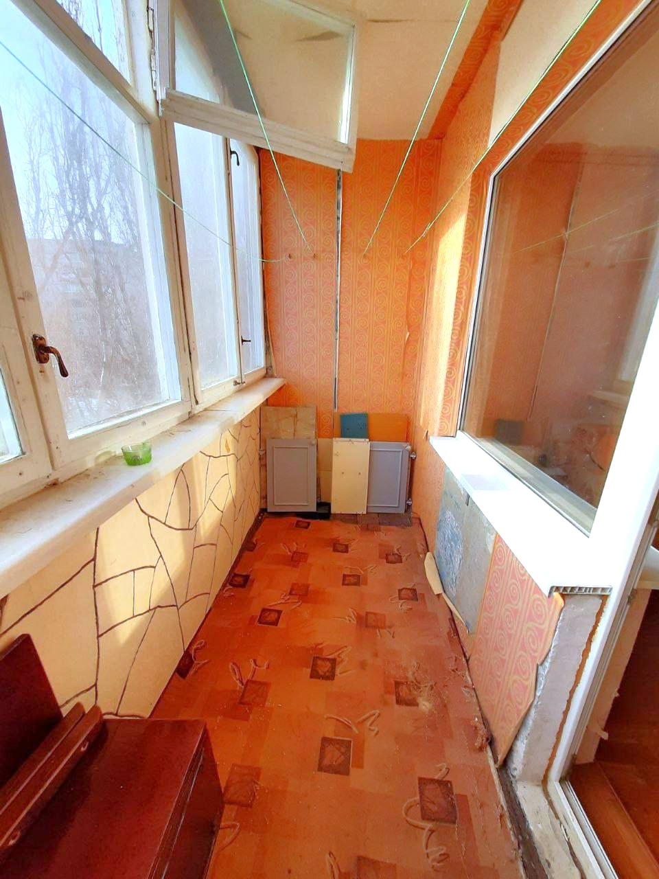 Продам 1-комн. кв. Героев Сталинграда, 4/9 эт., квартира не угловая, 38 кв.м., разводка пластик, окна мет/пластиковые, санузел совместный кафель, бойлер, балкон застеклен. . Хорошее месторасположение рядом магазины, остановка, школа, садик. Цена 3 850 000₽. +79591730175 Татьяна, +79591695183 Роман ...